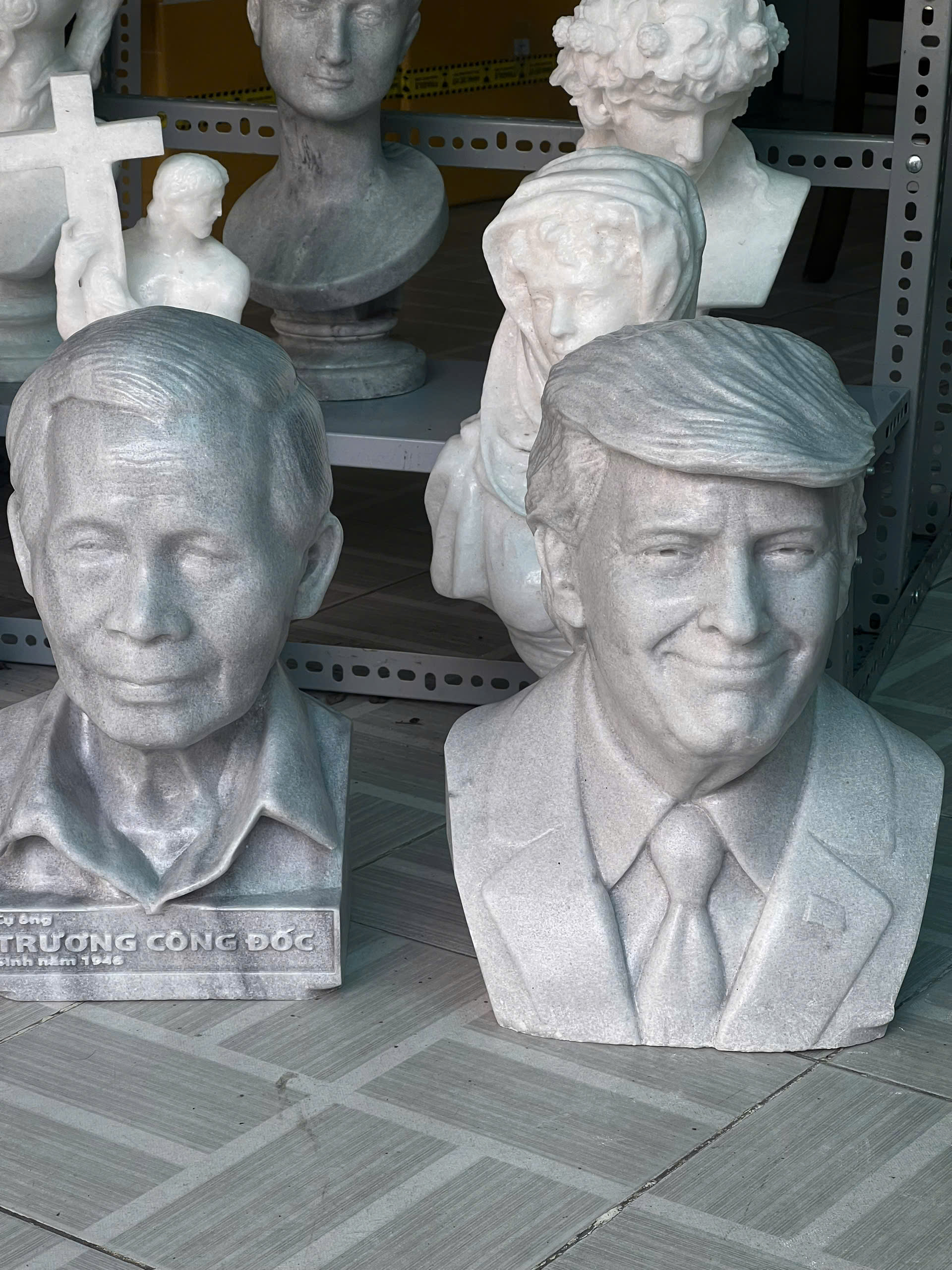 Custom stone marble portraits